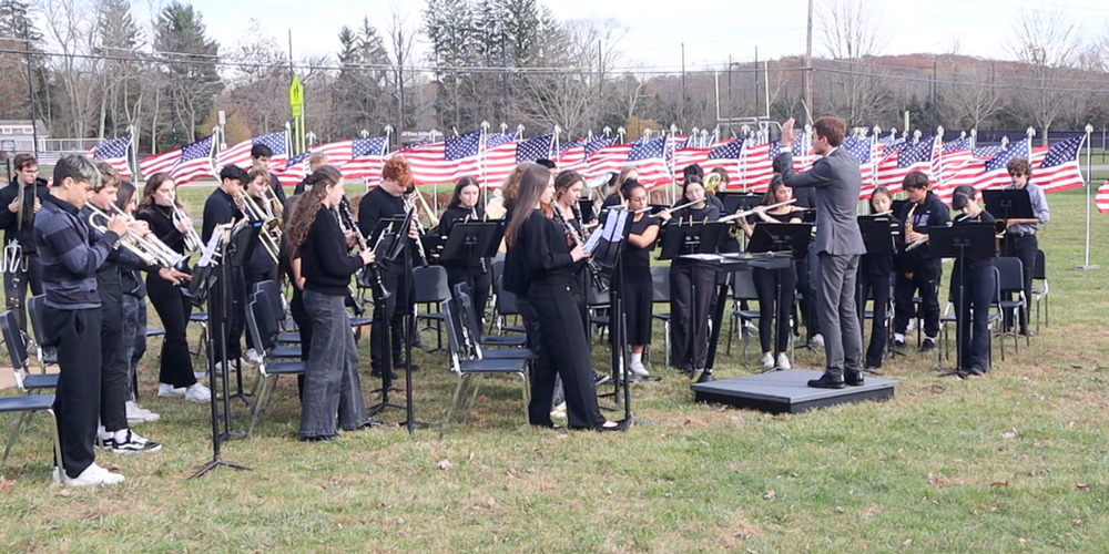 band playing at JJ4Vets