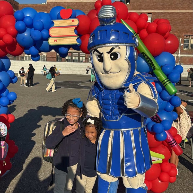 Washington school held a Back to School Bonanza last week to welcome our students!