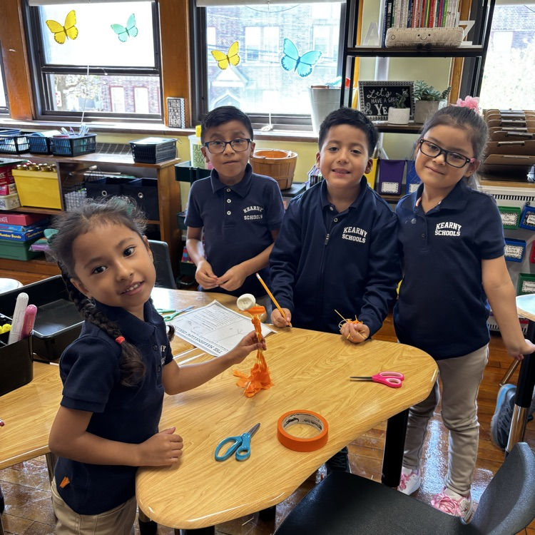Building friendships one challenge at a time! 💕🤝 Mrs. O’Grady’s 1st graders are learning to work together, communicate, and start the year with kindness. 🌟 #Growingtogether