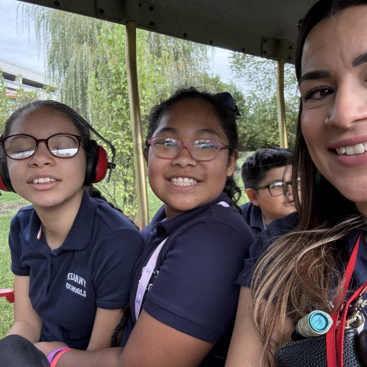 Students from Mrs. Molina, Mr. Flannery, and Mrs. Walsh’s classes had a fantastic time exploring Turtle Back Zoo this past Monday!