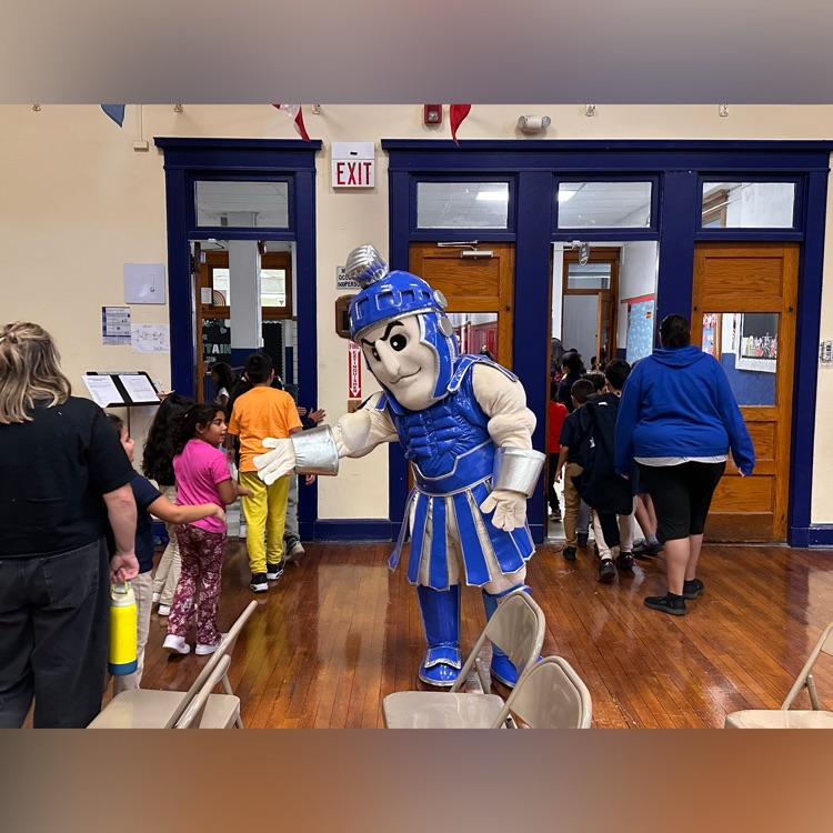 To close out Hispanic Heritage Month, Washington School was treated to a beautiful performance by traditional Peruvian dancers. Thank you to Jorge Ponce and Elizabeth Santacruz for helping make this celebration such a memorable success! 👏