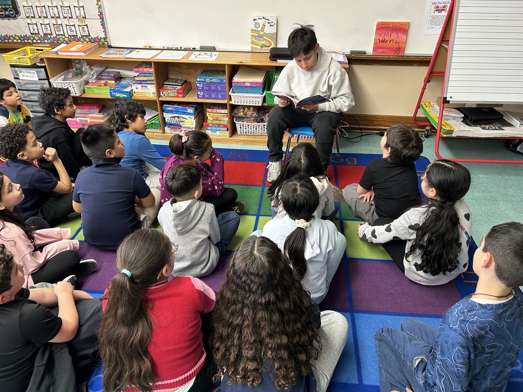reading to preschool
