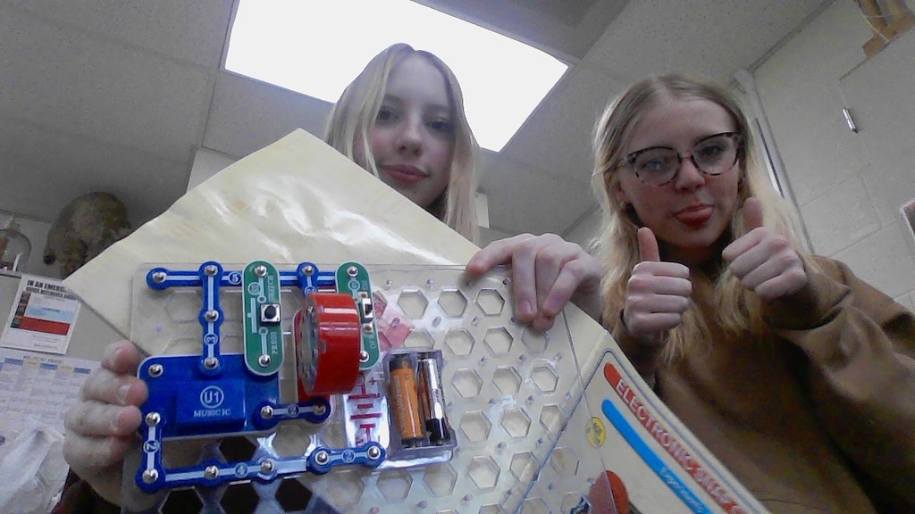 students in physical science class