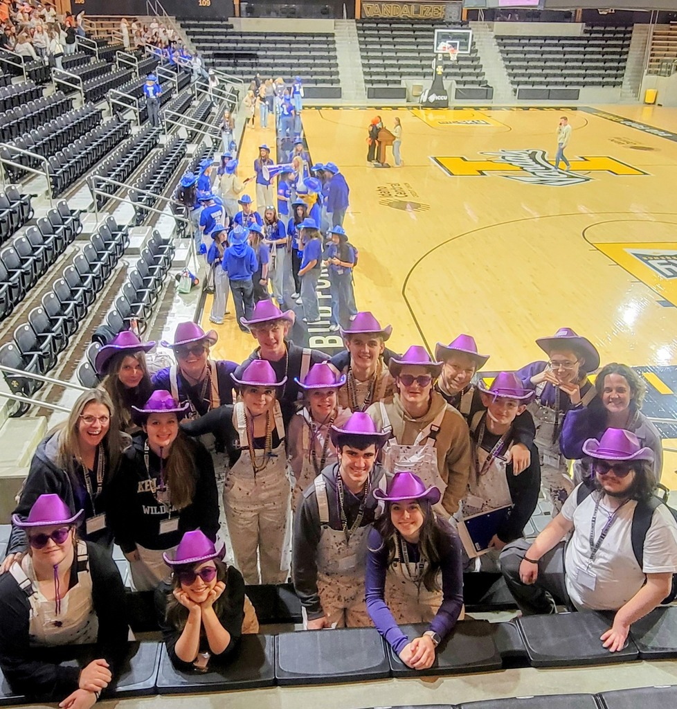 students posing for a picture