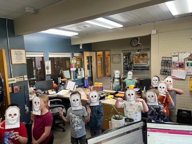 Ms. Ward's class spooky parade 