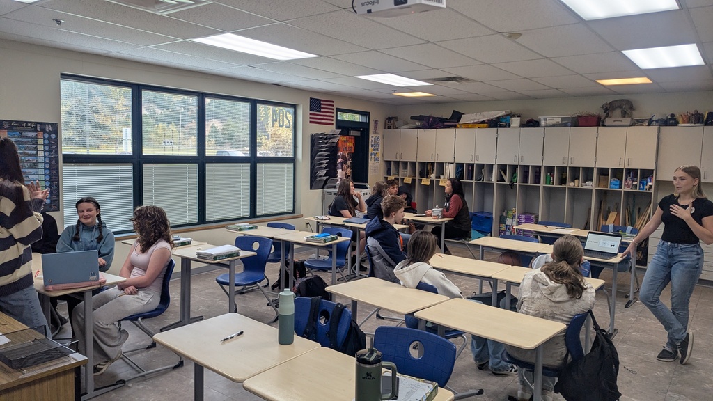 picture of students in a classroom