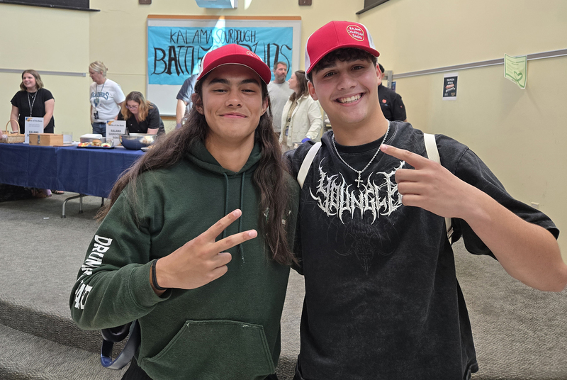 students with caps