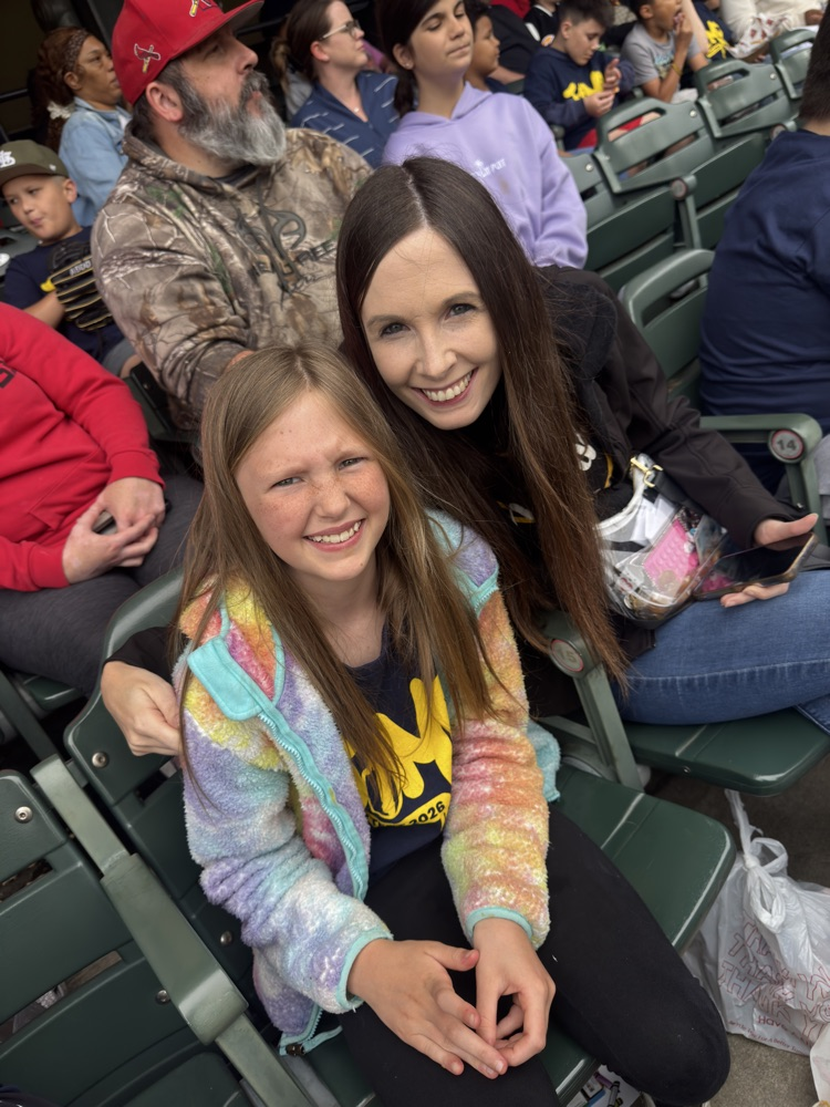 4th Grade Takes on the Redbirds' Game (part 1) 