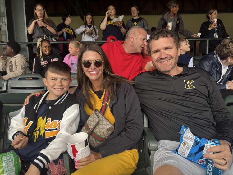 4th Grade Takes on the Redbirds' Game (part 2) ⚾️🏟️❤️