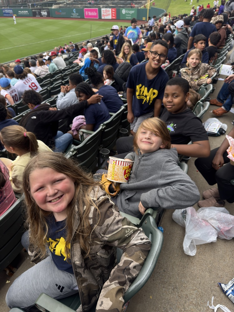4th Grade Takes on the Redbirds' Game (part 2) ⚾️🏟️❤️