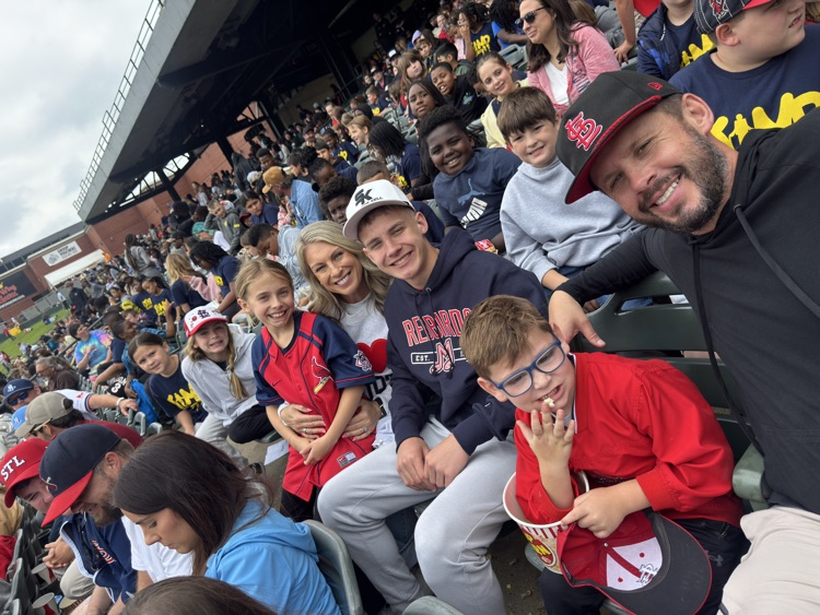 4th Grade Takes on the Redbirds' Game (part 2) ⚾️🏟️❤️