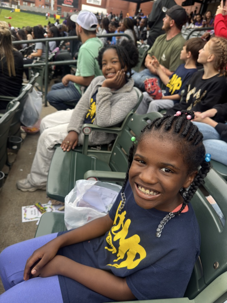 4th Grade Takes on the Redbirds' Game (part 3) ⚾️🏟️❤️