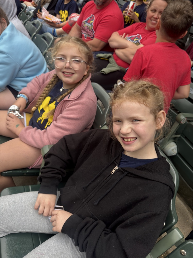 4th Grade Takes on the Redbirds' Game (part 3) ⚾️🏟️❤️