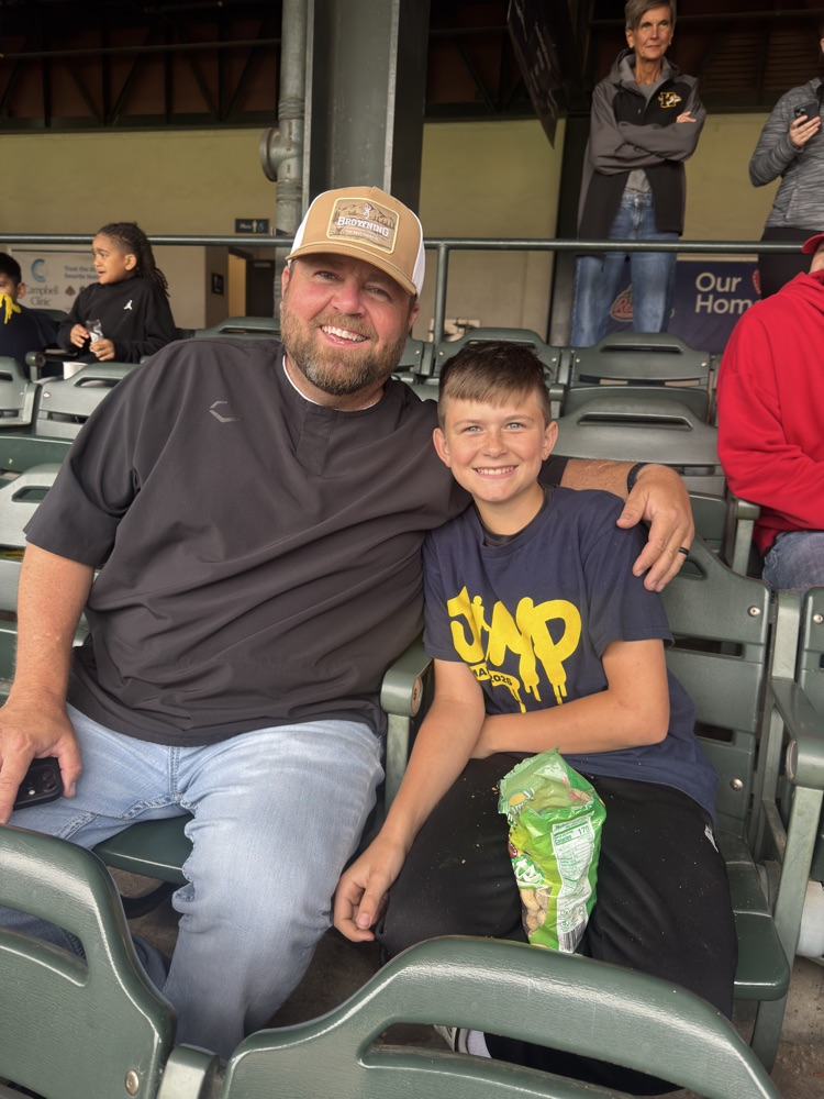 4th Grade Takes on the Redbirds' Game (part 4) ⚾️🏟️❤️