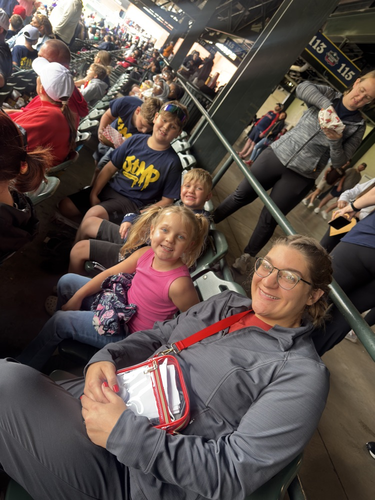 4th Grade Takes on the Redbirds' Game (part 4) ⚾️🏟️❤️