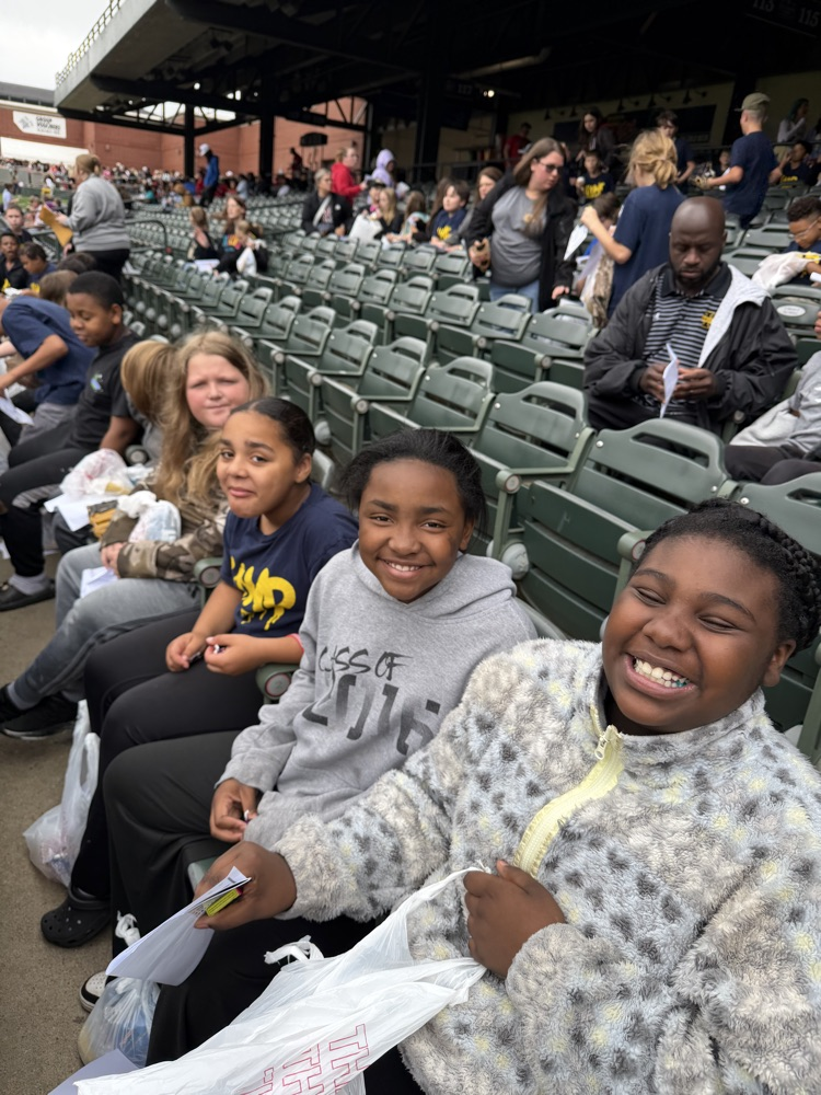 4th Grade Takes on the Redbirds' Game (part 5) ⚾️🏟️❤️
