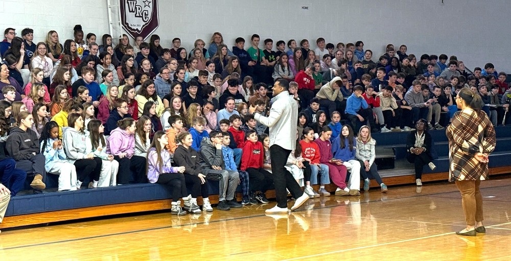 Dr. Knight visits KMS - March 2026