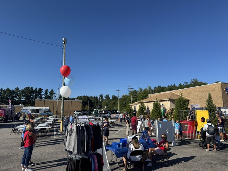 it’s tailgate time!