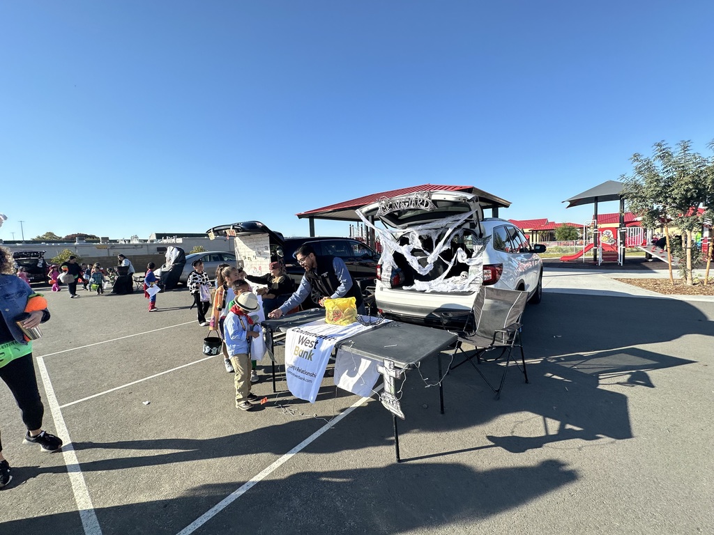 Trunk or Treat Event