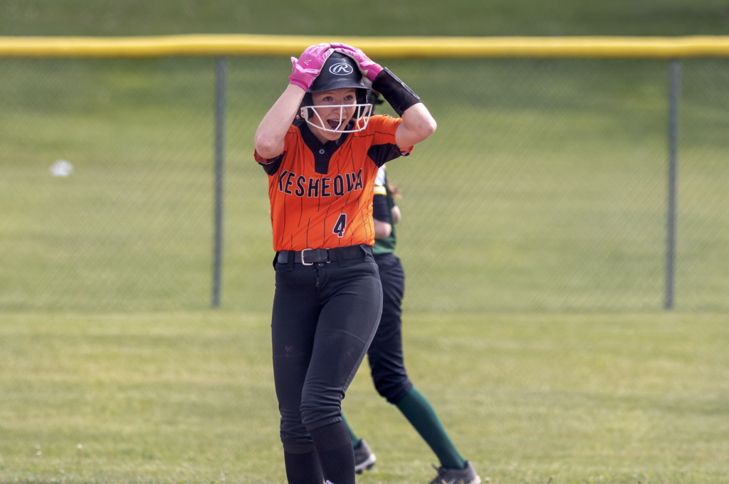 Softball Sectionals 1