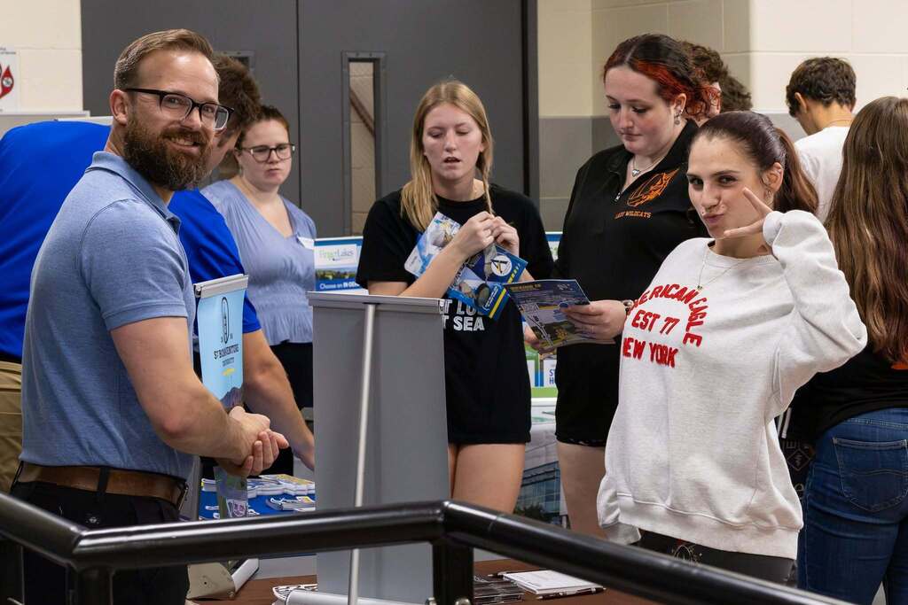 Students visit Colleges during College Fair