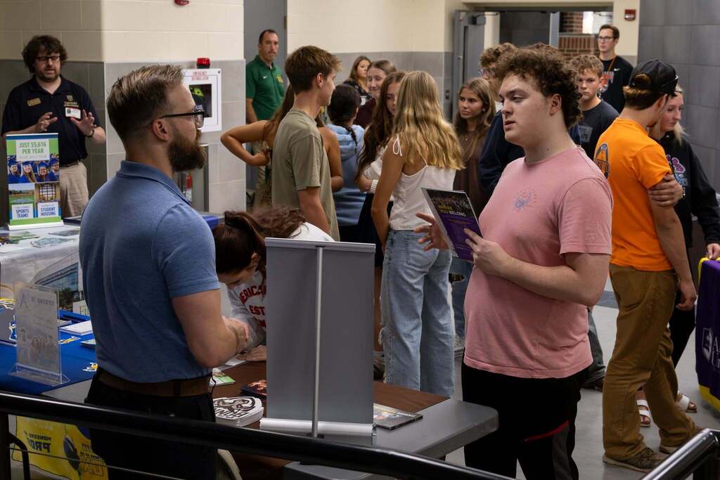 Students visit Colleges during College Fair