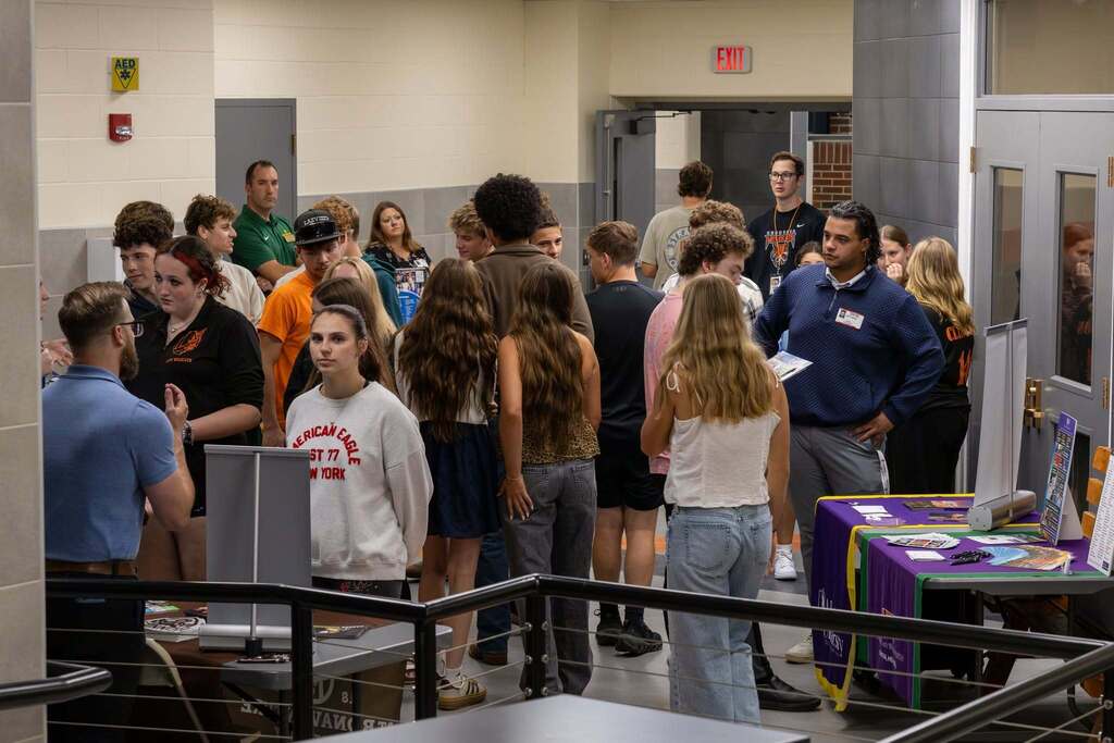 Students visit Colleges during College Fair