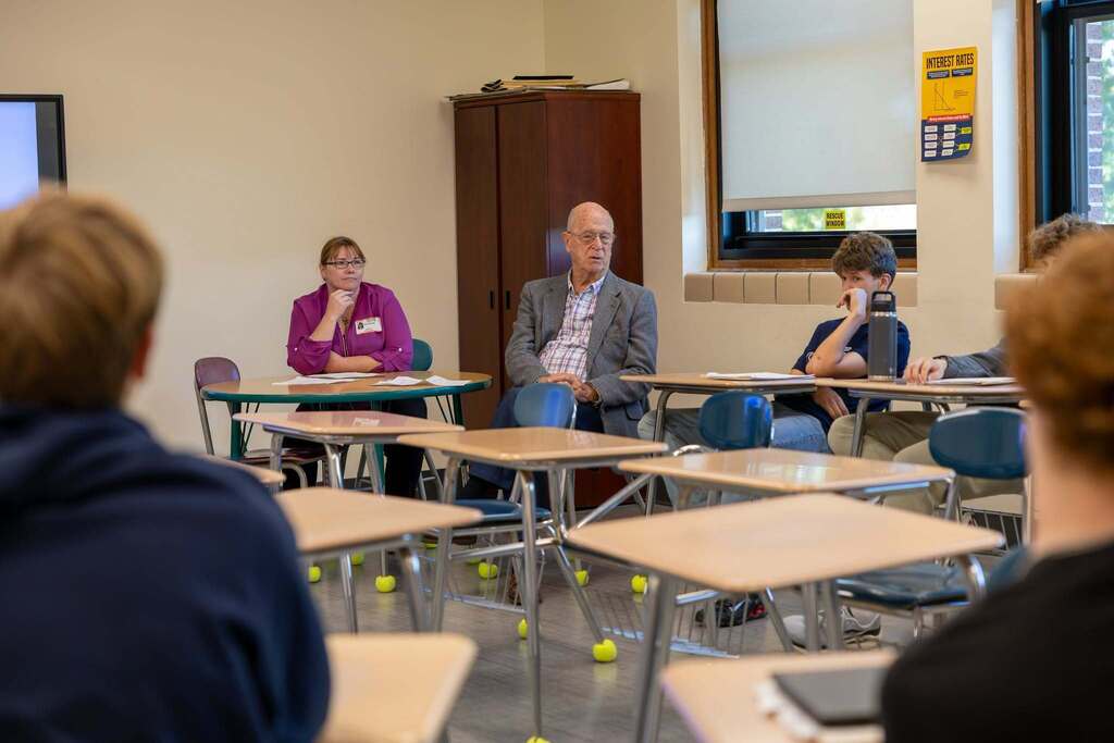 Attorney Visits Business Law Class