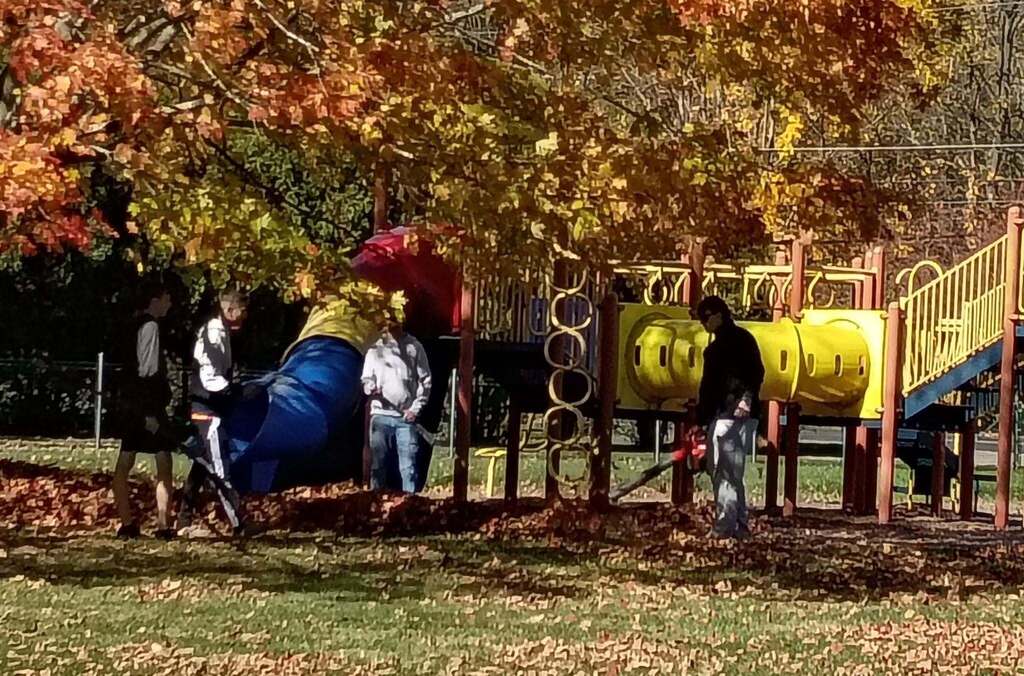 Soccer Team cleaning Kiwanis Park