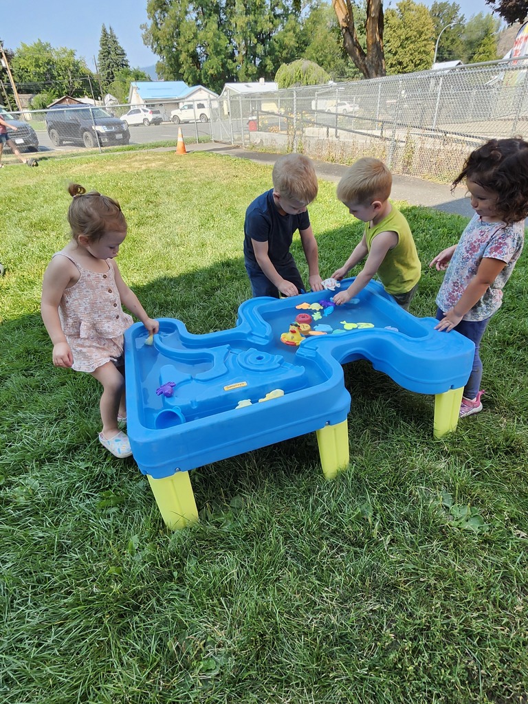 ELC Kids playing