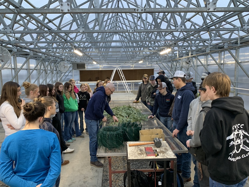 FFA Wreath Making