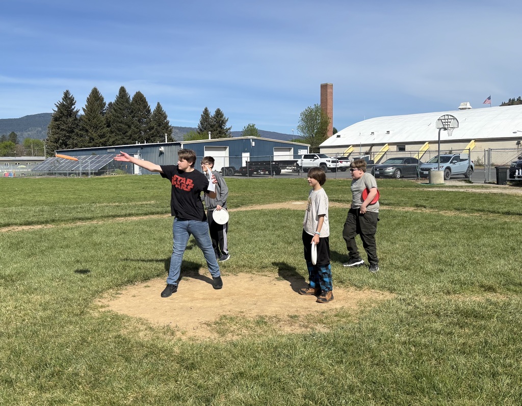Frisbee @ KFMS