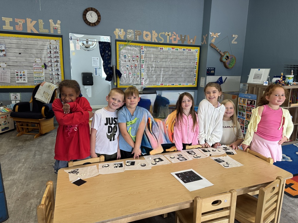 students doing crafts