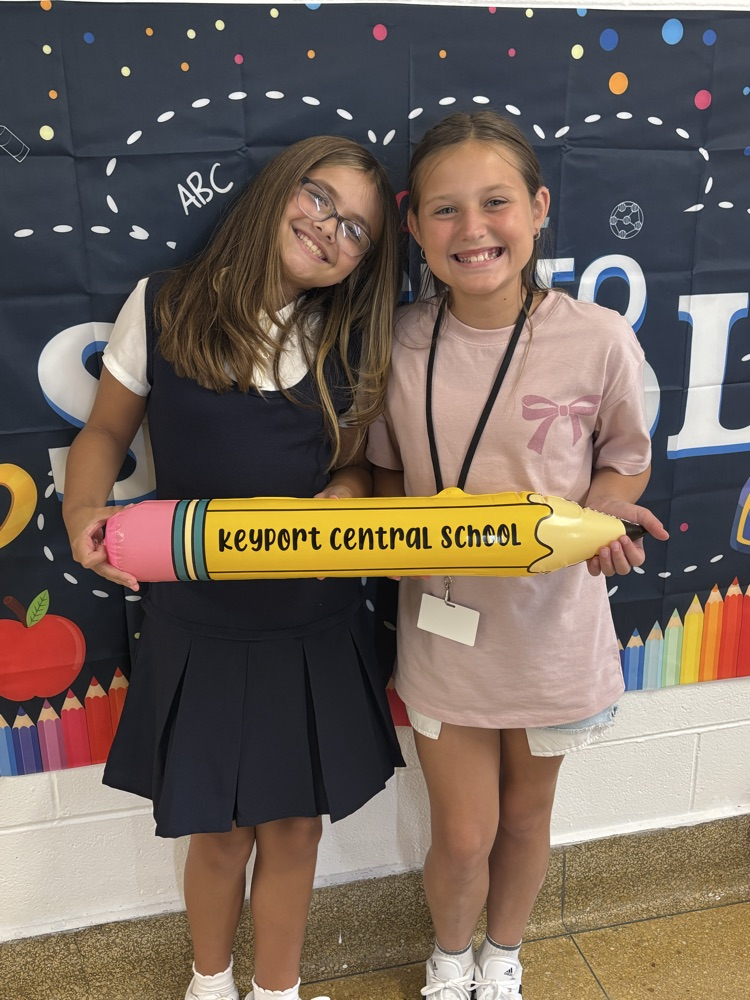 Thanks PTO for the photo opportunities— 5th grade loves all the props!