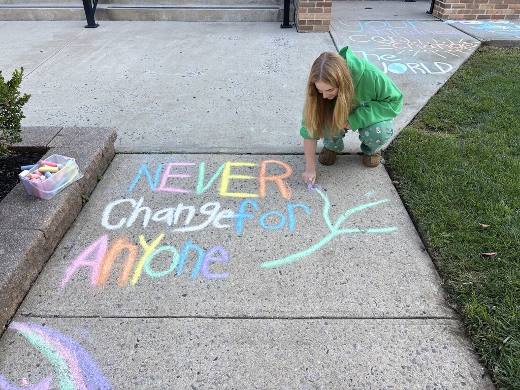Art students brought creativity and color to our campus today! 🎨 They decorated the walkways to kick off Respect Week, spreading positivity and reminding everyone that kindness starts here. 💛 #RespectWeek #StudentArtists #SchoolSpirit