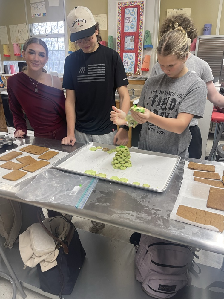 Icing on the teamwork