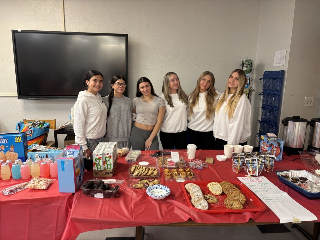 Class of 2027 Bake sale !! Thank you parents for all the AMAZING donations!!! 