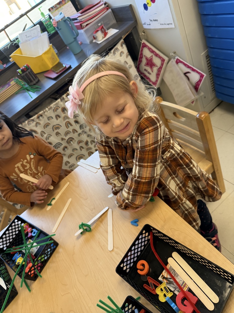 Learning about straight lines and curved lines with letters!