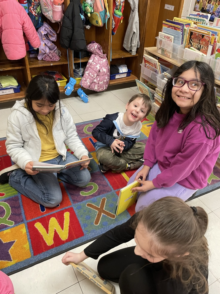 Reading to the Pre-K! 