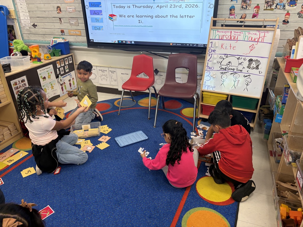 Kindergarteners enjoying phonic games