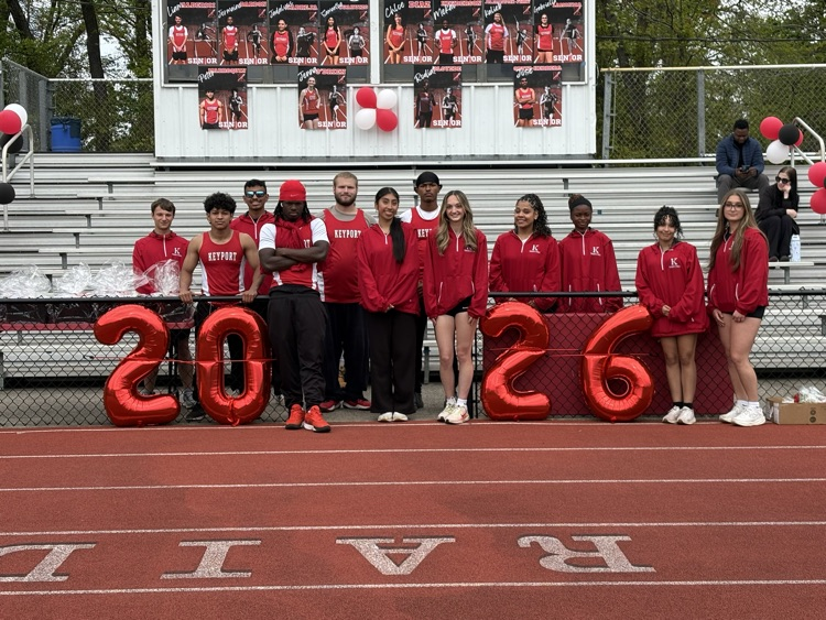 thank you seniors for your dedication to KHS track and field!