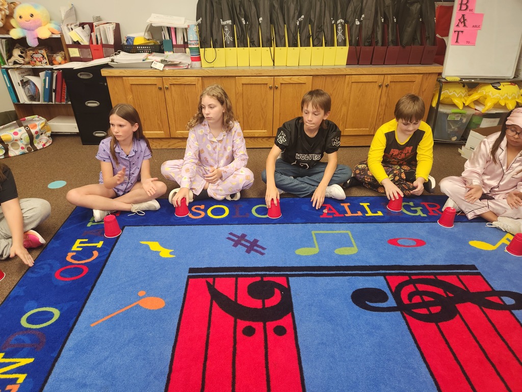 5th grade music class