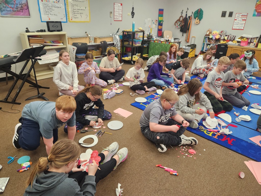 Beautiful minds at work in 5th grad