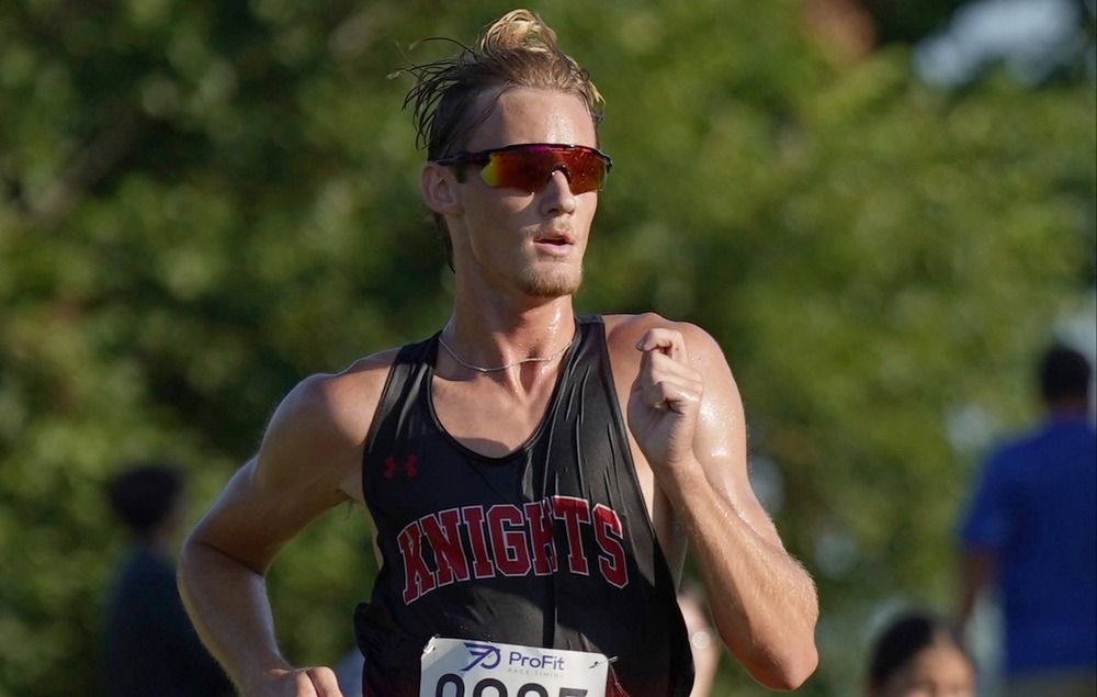 HHHS cross country runner B. Zimmerman