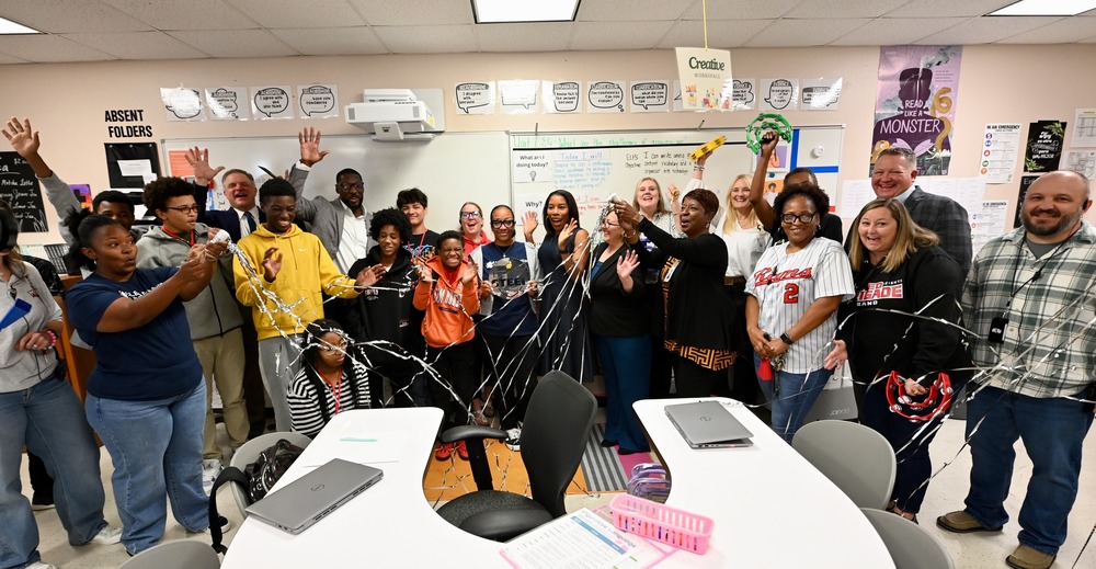 STEEL Award Manor MS