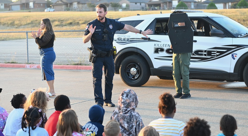 KISD Police at Maxdale ES