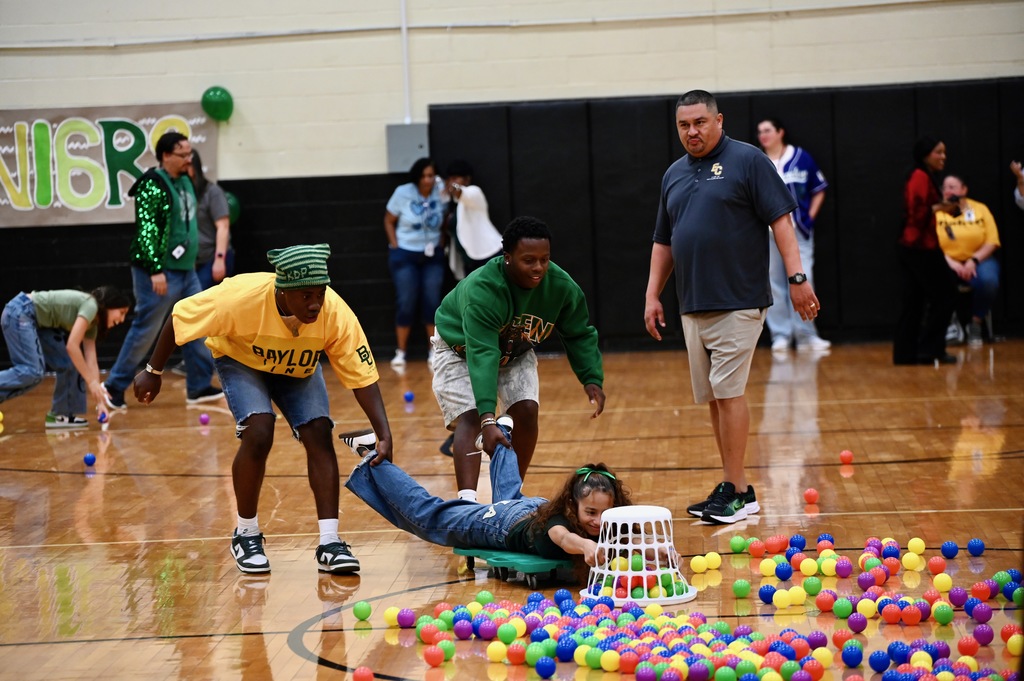 Early College color wars 2025