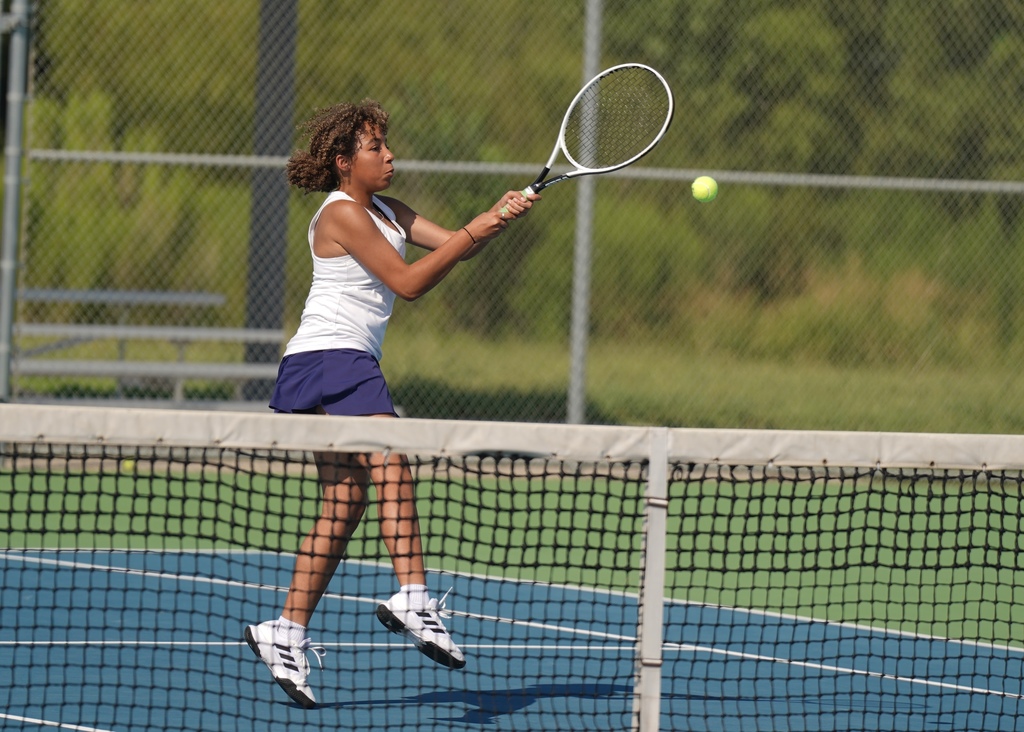 SHS tennis player