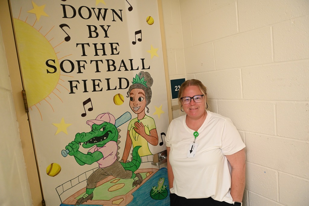 EHS homecoming door contest