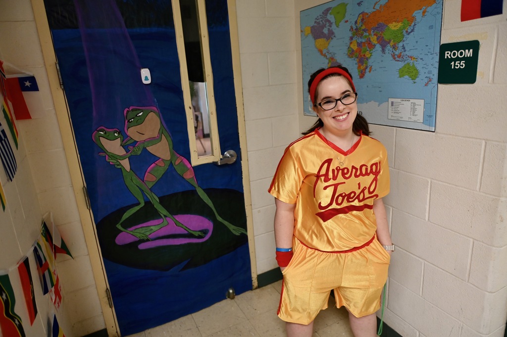EHS homecoming door contest